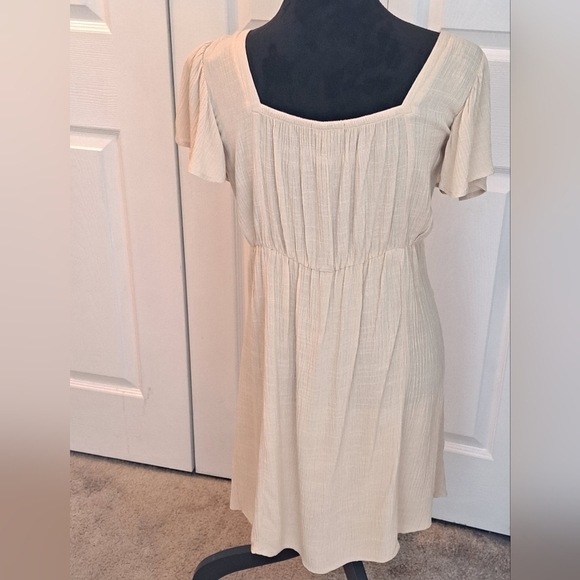 Peace & Pearls Cream Midi Dress    Size S - Picture 4 of 9